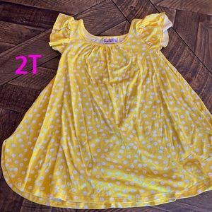 Dot dot smile swing dress size 2T. Sunny yellow with polka dots